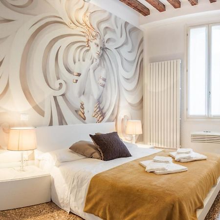 San Polo Design Apartments By Wonderful Italy Veneţia Exterior foto